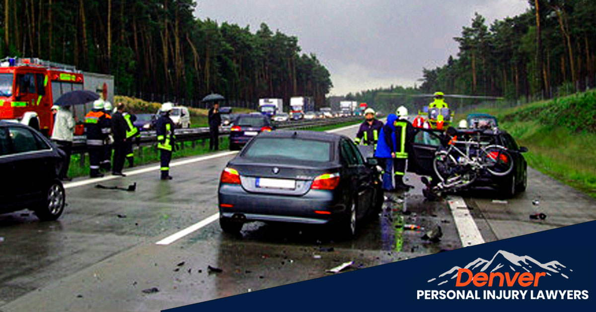 Qui N Tiene La Culpa De Un Accidente De Cambio De Carril